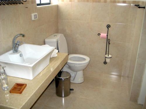 Casa Vital Boutique Hotel Rechovot Quarto foto